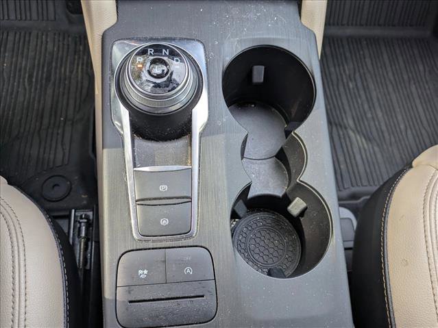 Used 2020 Ford Escape SEL image 16