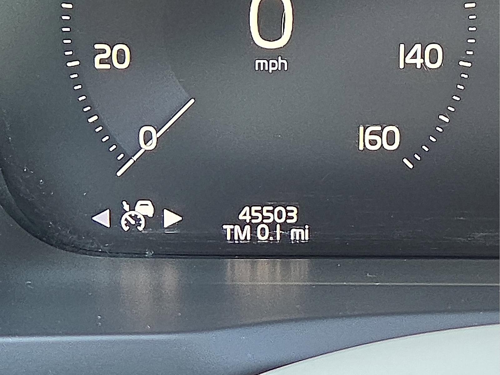 Used 2021 Volvo XC90 T6 Momentum w/ Advanced Package image 23