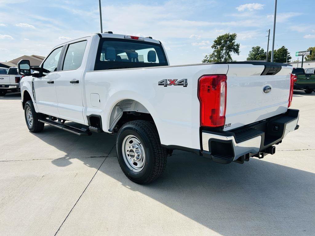 New 2026 Ford F250 XL w/ XL Chrome Package image 29