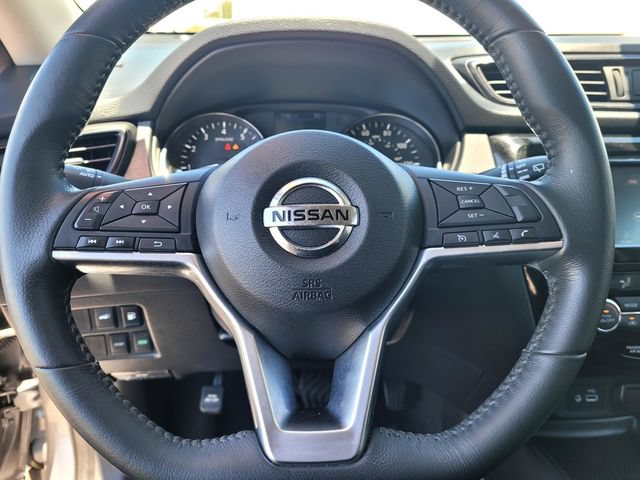 Used 2018 Nissan Rogue SV FWD image 30
