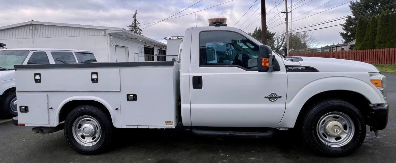 Used 2014 Ford F250 XL w/ Power Equipment Group image 6