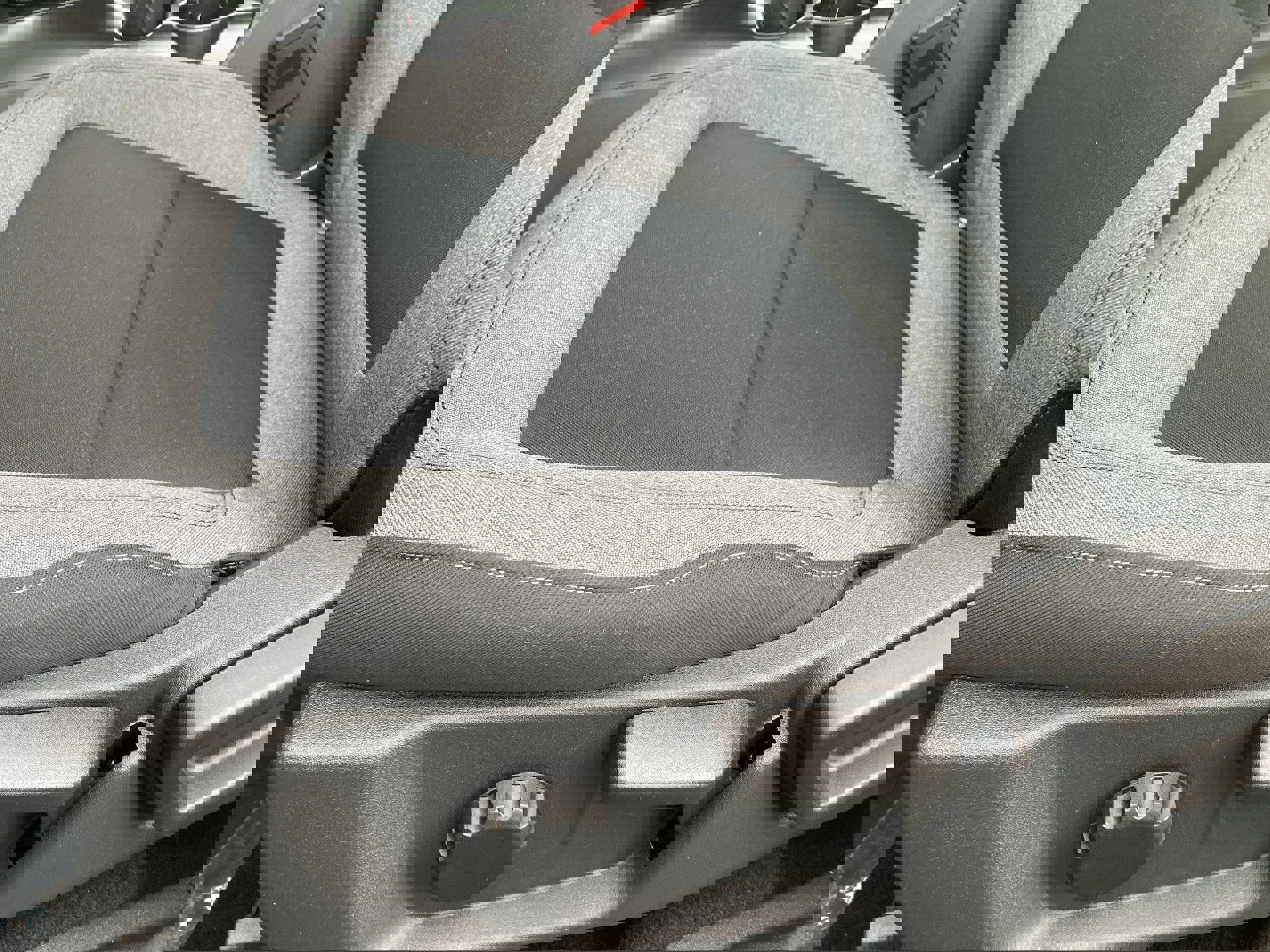 New 2025 Ford Bronco 2-Door w/ Sasquatch Package image 9