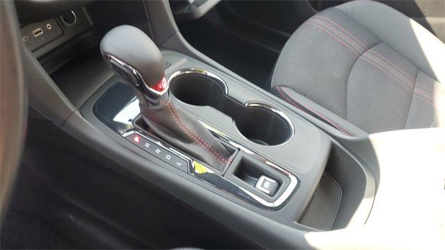 Used 2022 Chevrolet Equinox RS w/ LPO, Floor Liner Package image 17
