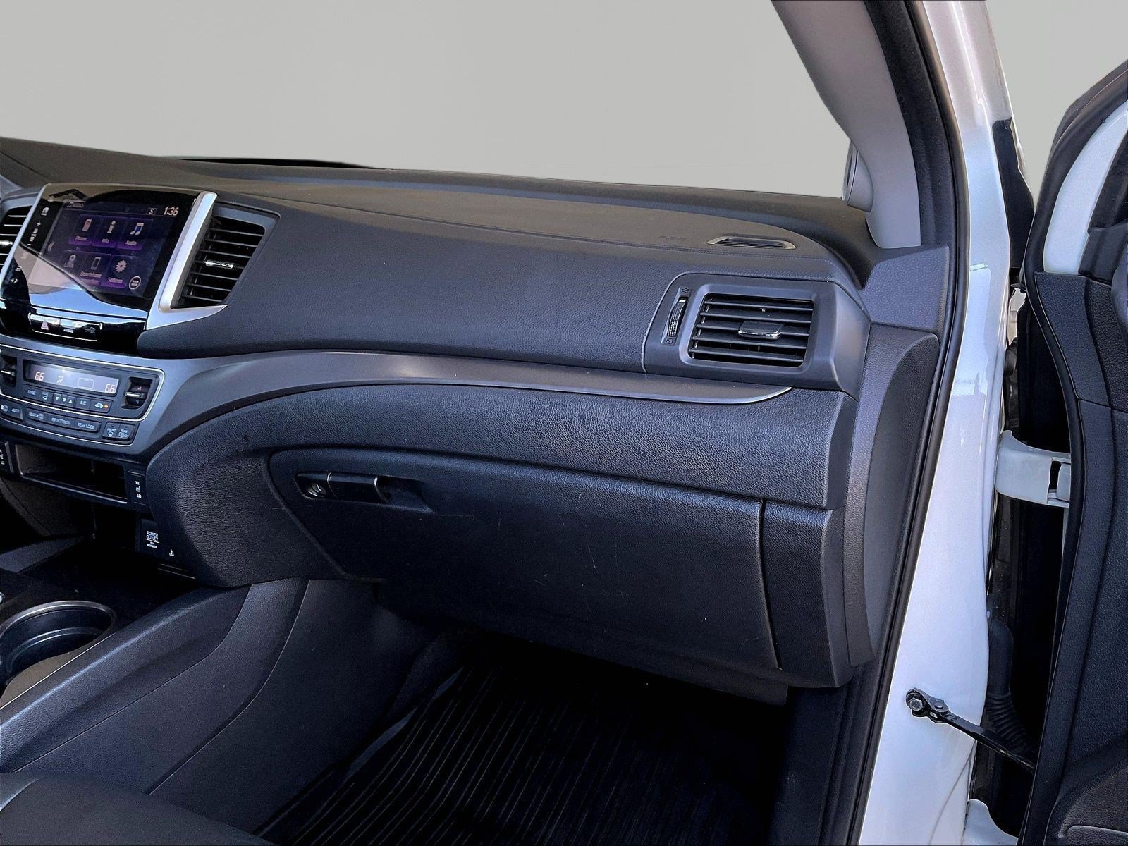 Used 2017 Honda Pilot EX-L image 27
