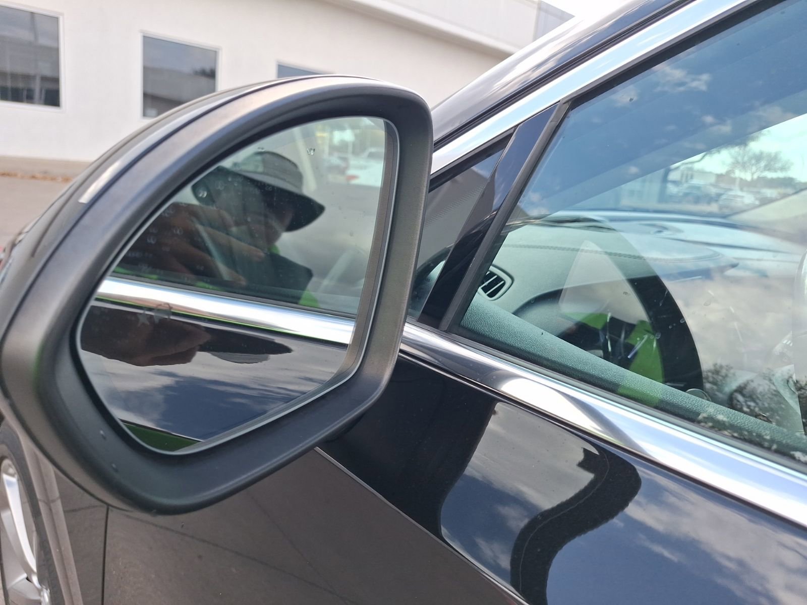 Used 2022 Buick Envision Avenir w/ Safety Package image 15