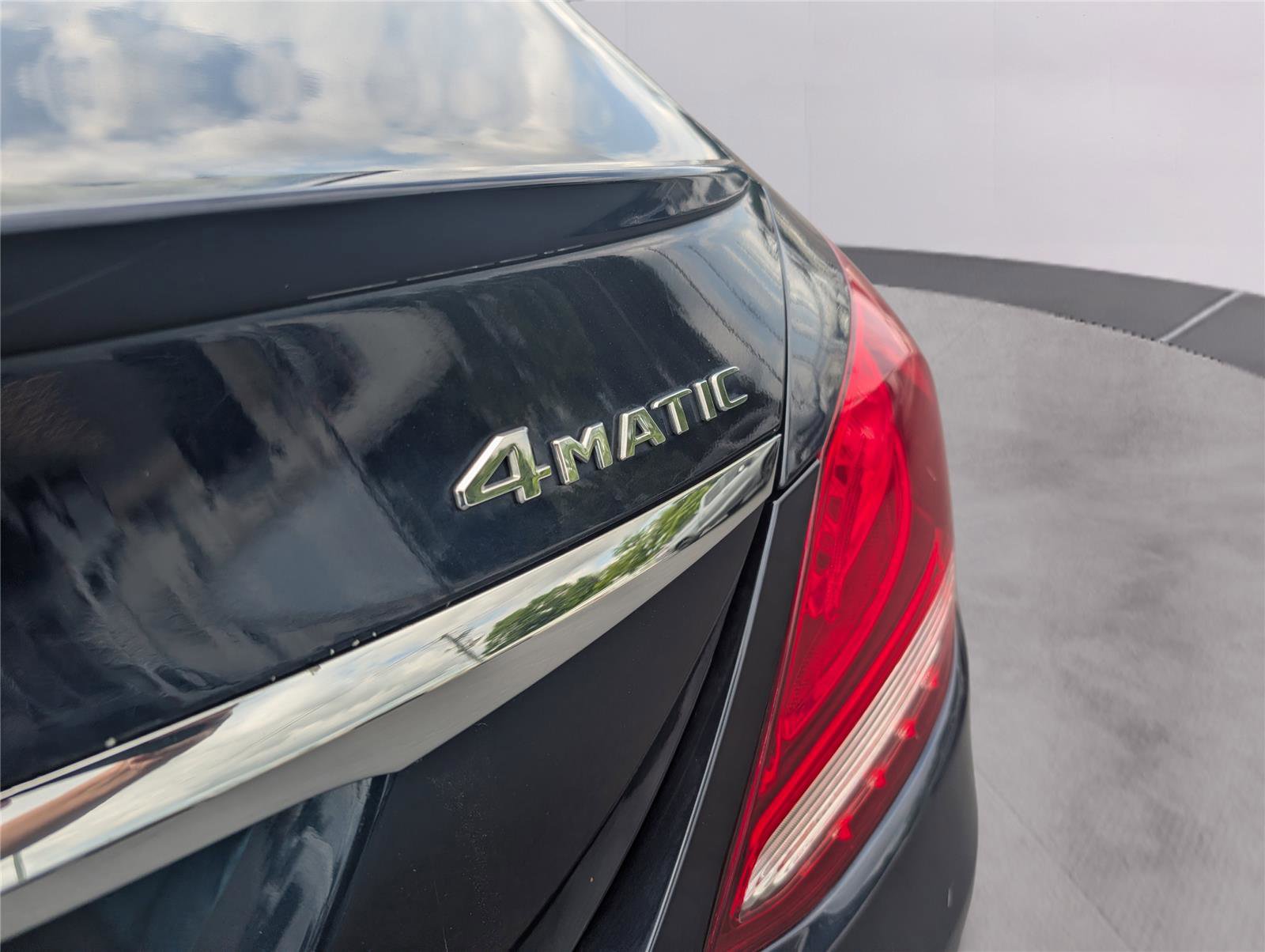 Used 2017 Mercedes-Benz C 300 4MATIC Sedan image 37