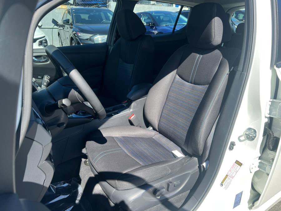 Used 2024 Nissan Leaf SV Plus image 17