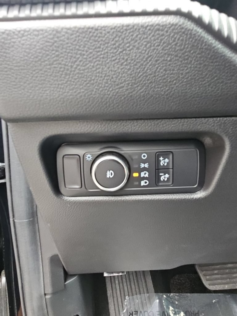 Used 2025 Ford Ranger XLT w/ FX4 Off-Road Package AWD/4WD image 13