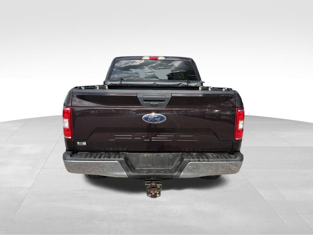 Used 2018 Ford F150 XLT image 4