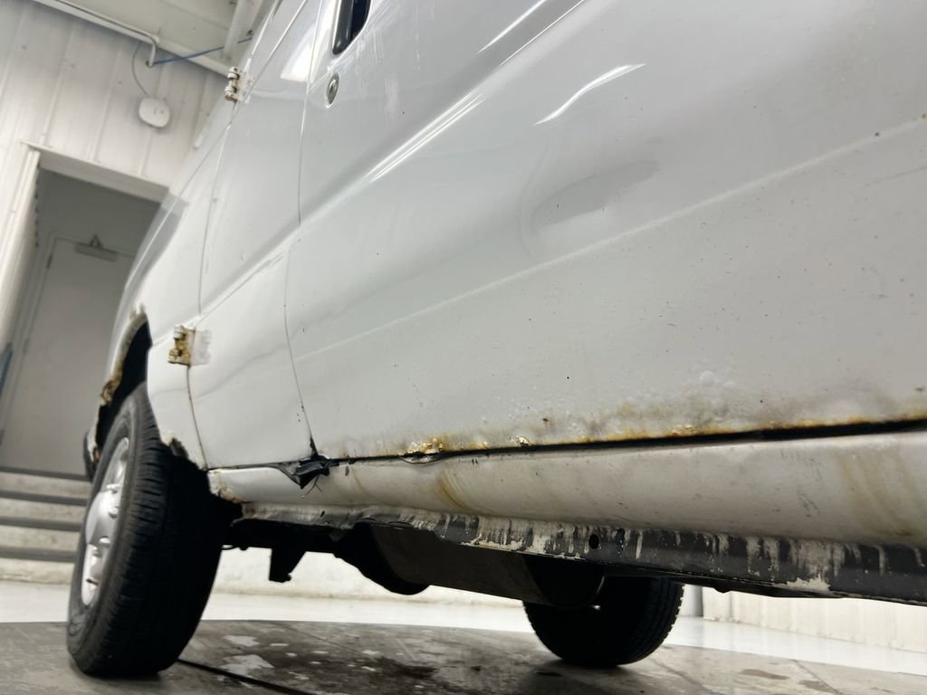 Used 2006 Ford E-250 and Econoline 250 image 29