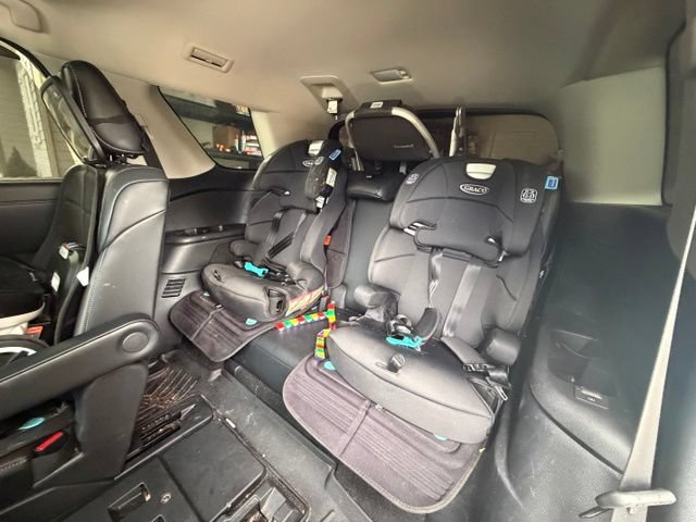 Used 2022 Nissan Pathfinder Platinum w/ Cargo Package AWD/4WD image 6