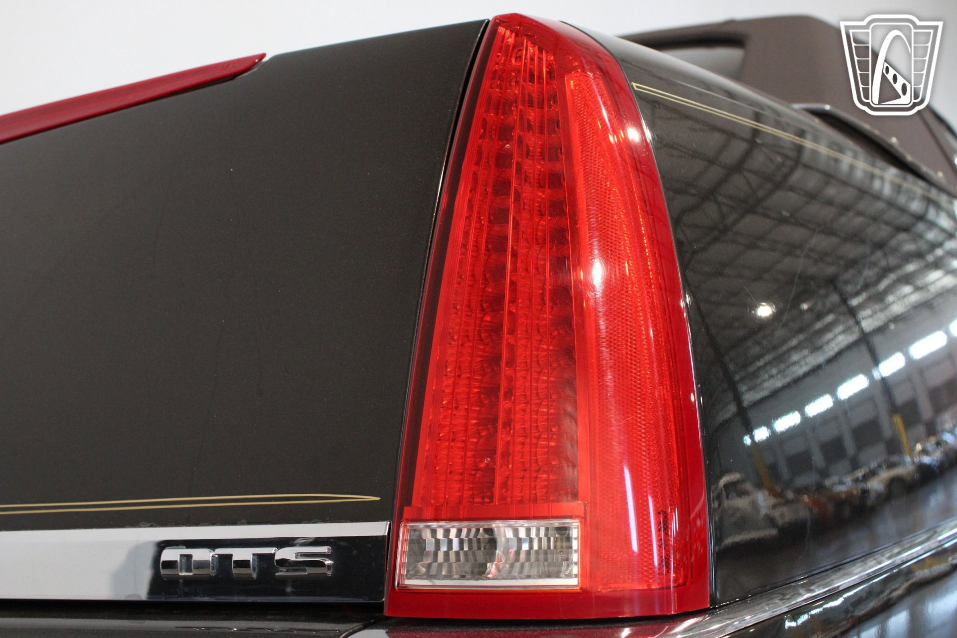 Used 2008 Cadillac DTS Performance w/ Platinum Edition image 38