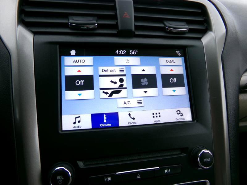 Used 2018 Ford Fusion Energi SE image 27