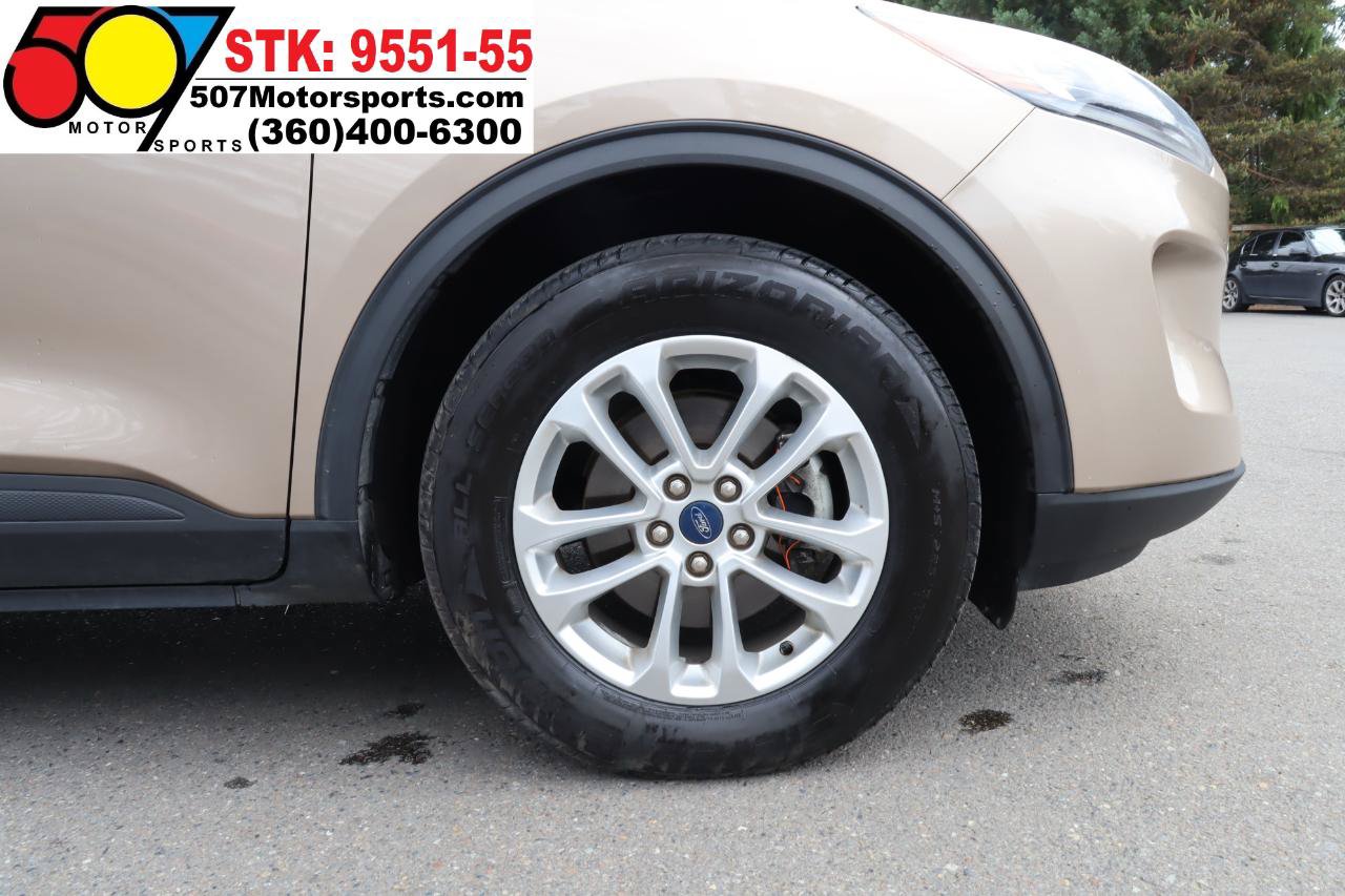Used 2021 Ford Escape SE w/ Convenience Package AWD/4WD image 30