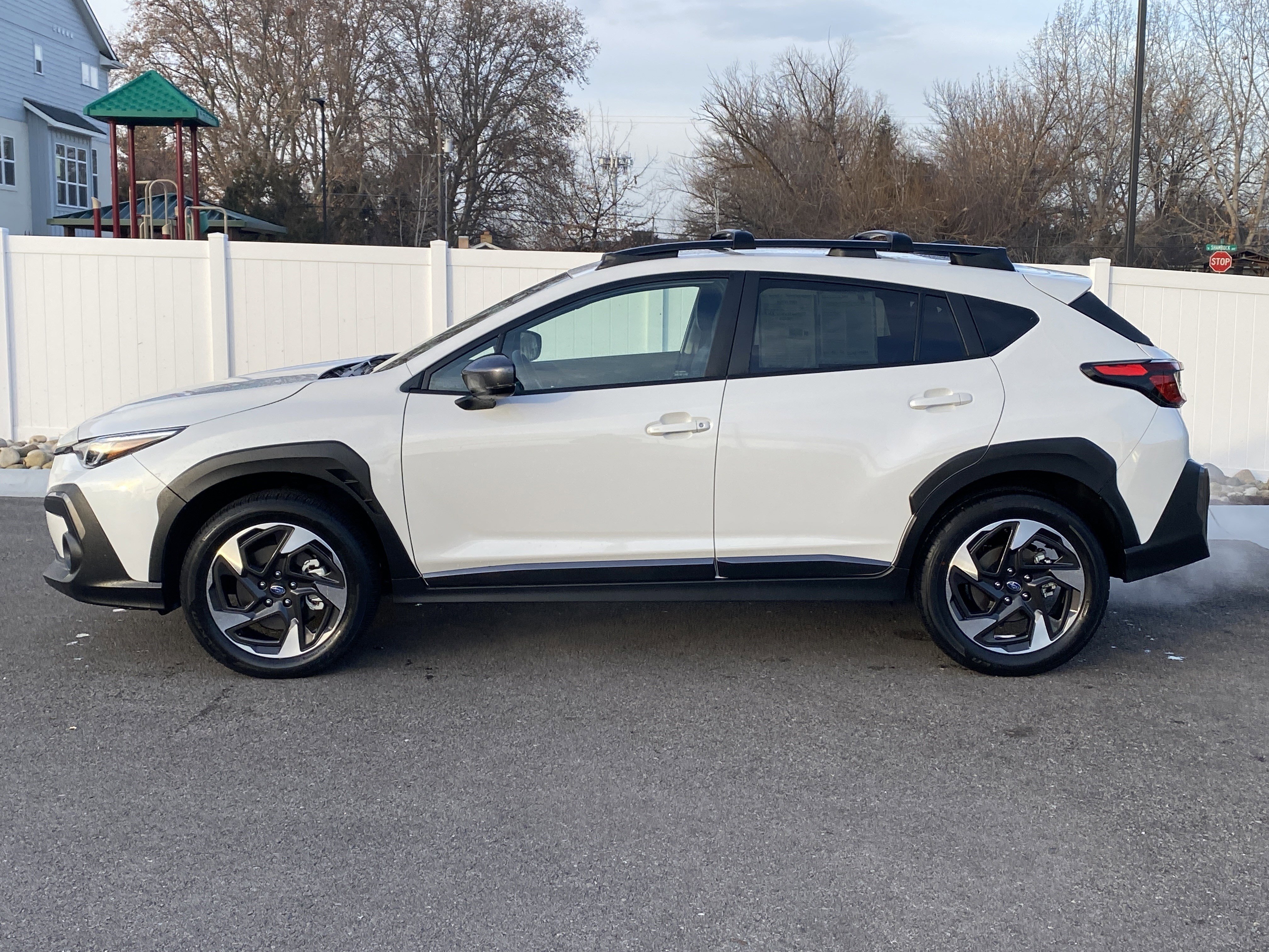 Used 2025 Subaru Crosstrek 2.5i Limited w/ Crosstrek Mirror Package image 3