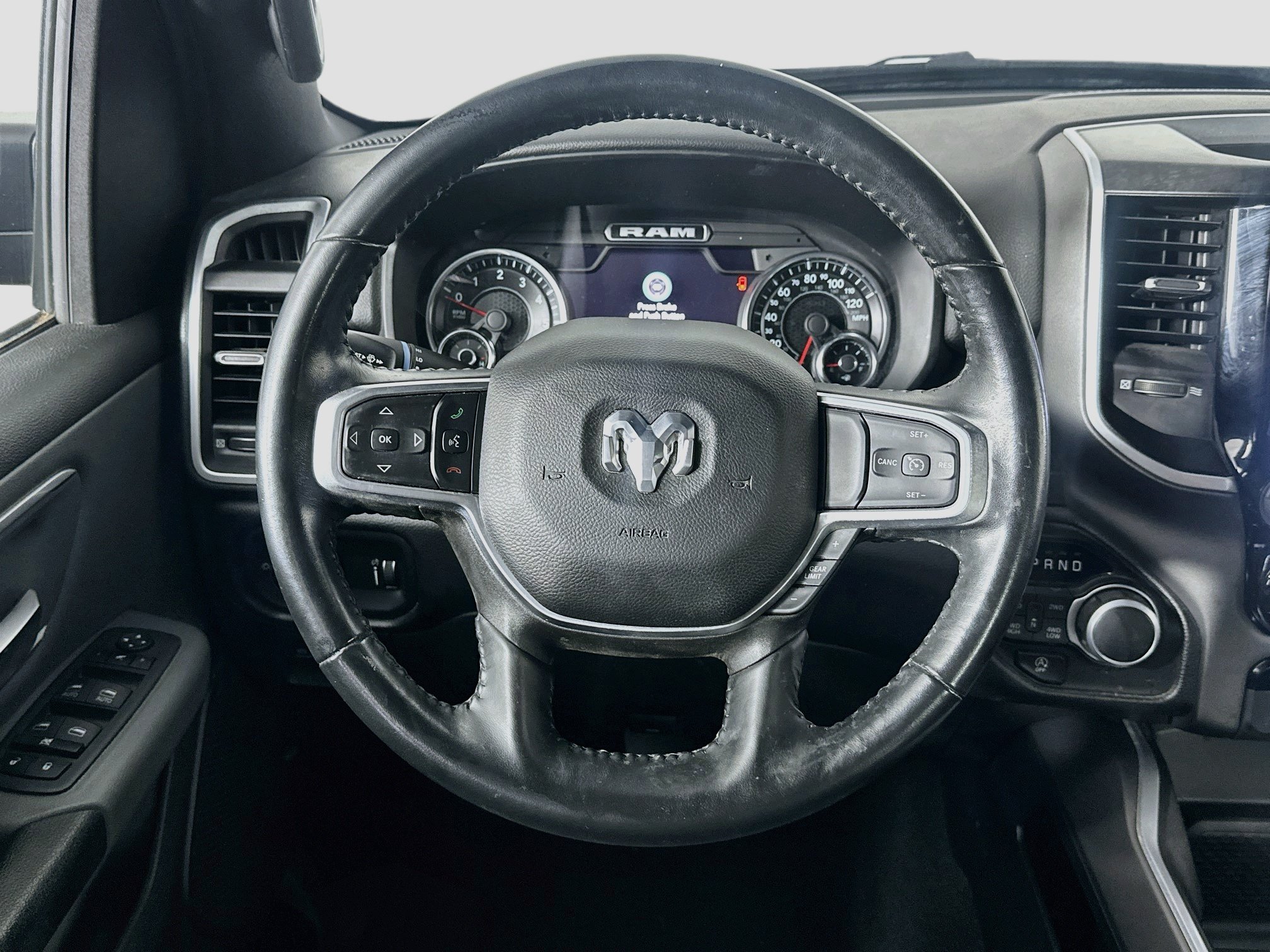 Used 2022 RAM 1500 Big Horn AWD/4WD image 17