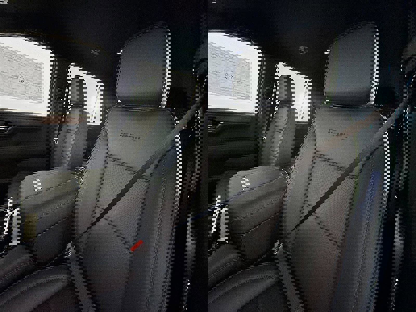 New 2026 GMC Yukon Denali image 11