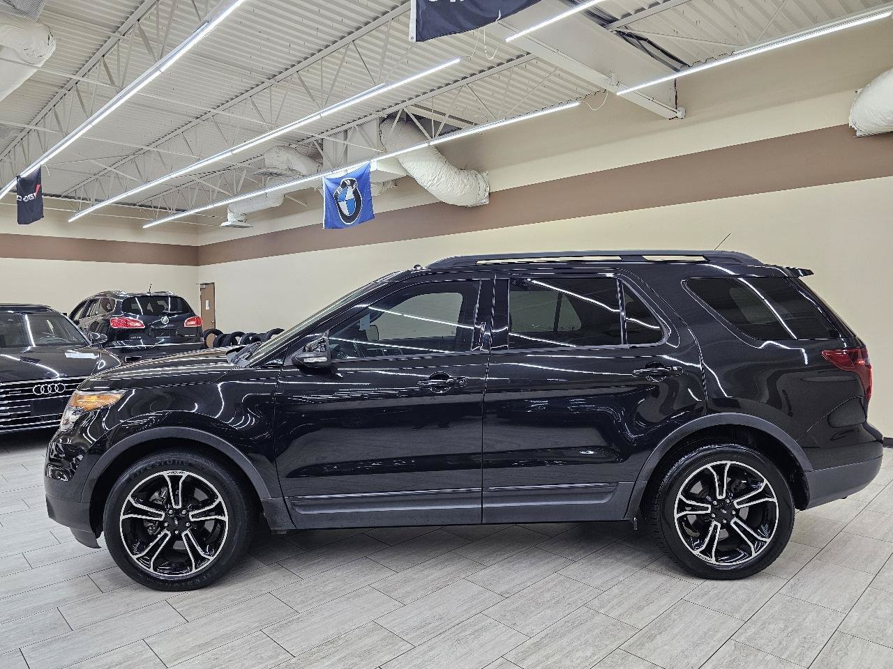 Used 2015 Ford Explorer Sport w/ Equipment Group 401A AWD/4WD image 9
