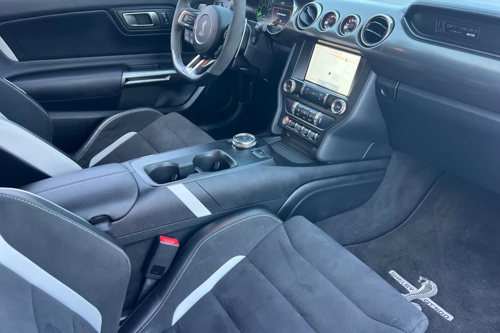 Used 2021 Ford Mustang Shelby GT500 w/ Technology Package RWD image 17