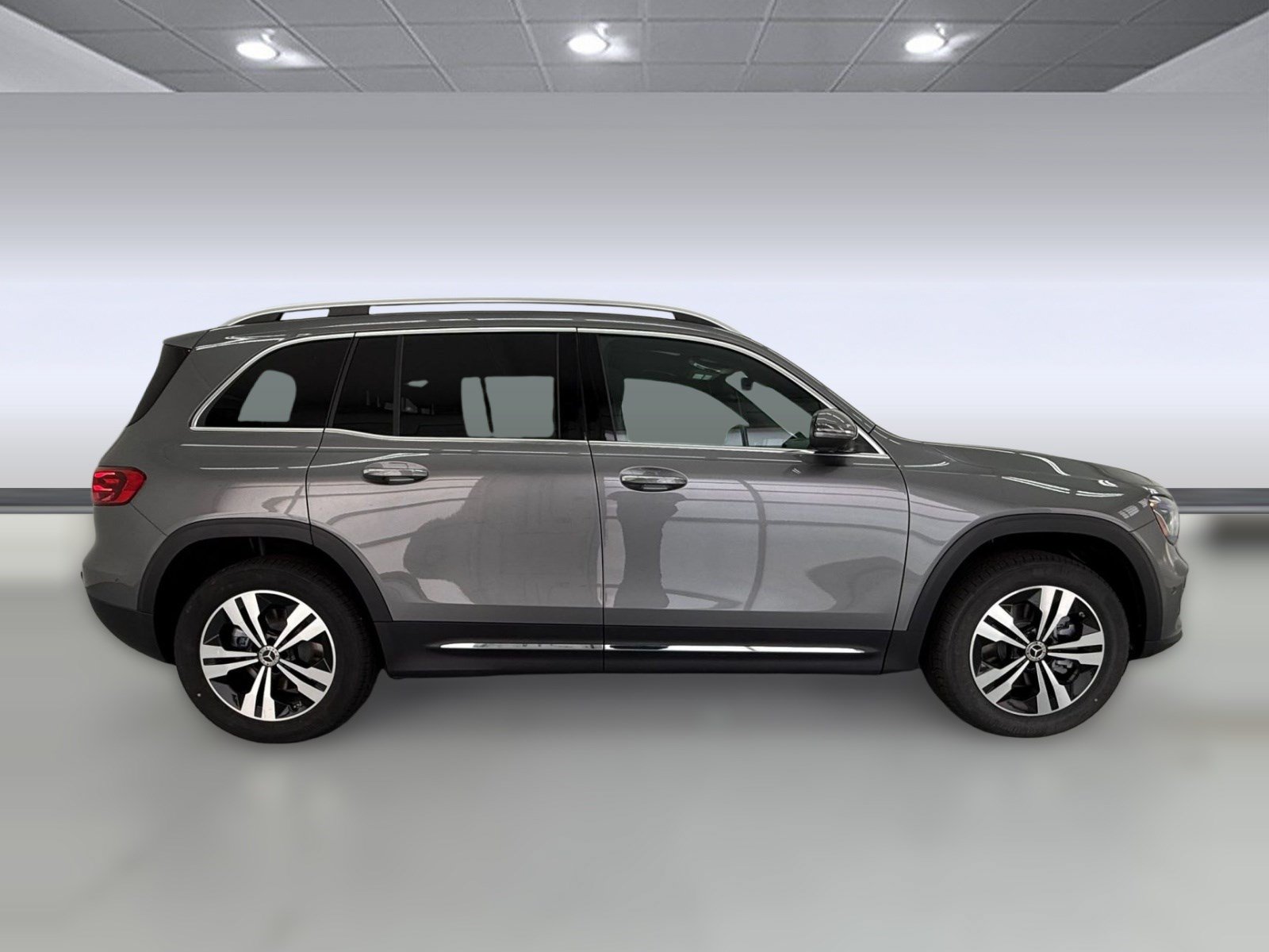 New 2026 Mercedes-Benz GLB 250 4MATIC image 7