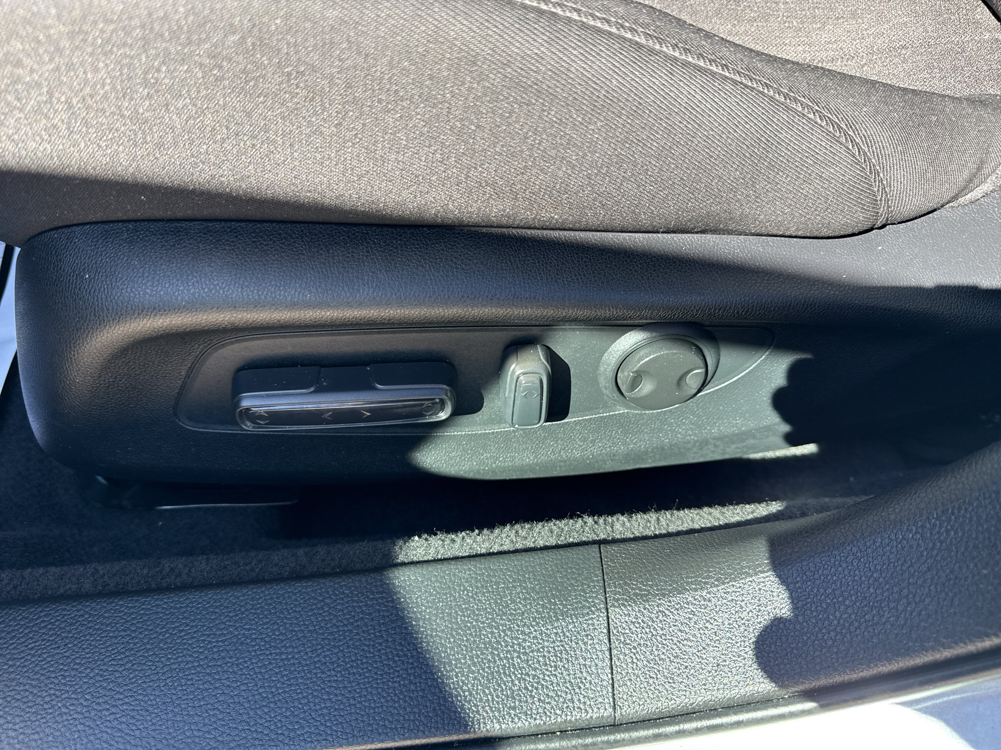 Used 2025 Honda Accord Sport image 16