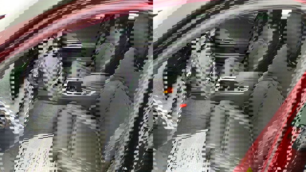 Used 2024 Lucid Air Pure image 21