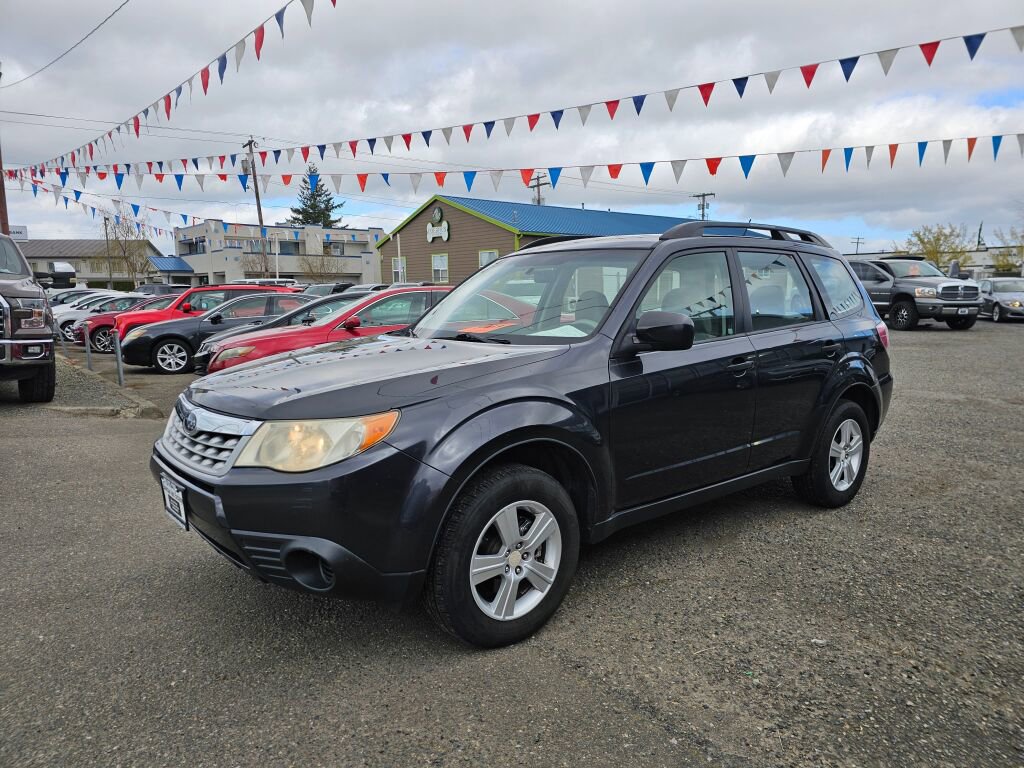 Used 2011 Subaru Forester 2.5X w/ Alloy Wheel Value Pkg AWD/4WD image 3