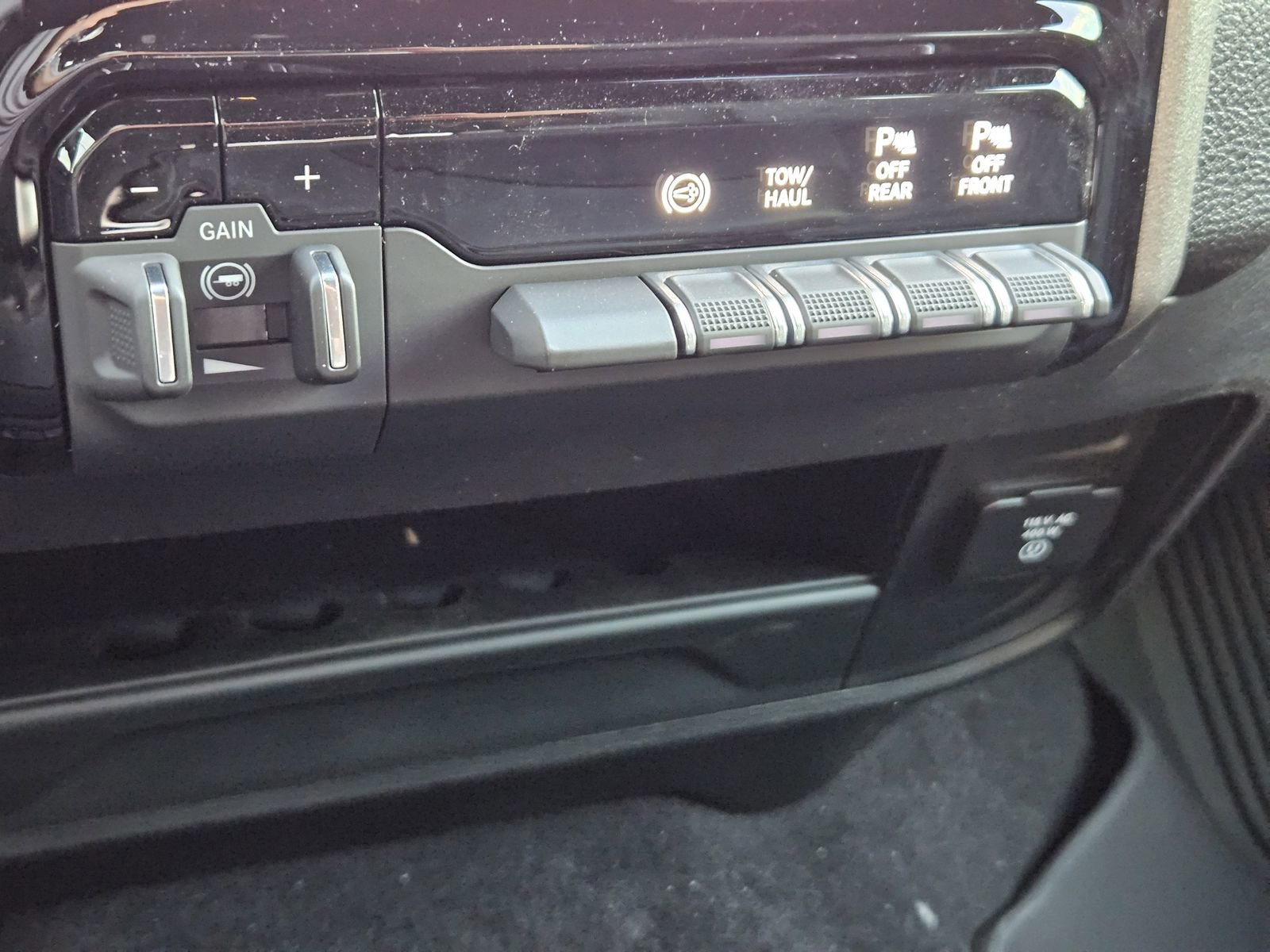 New 2026 RAM 2500 Tradesman image 21