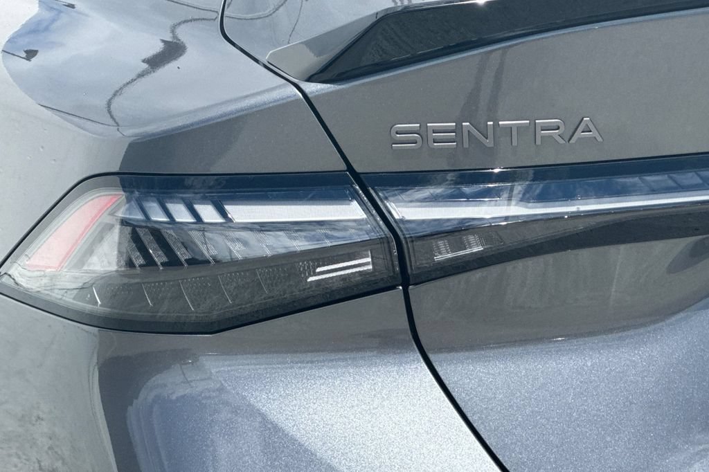 New 2026 Nissan Sentra SR w/ SR Premium Package FWD image 6