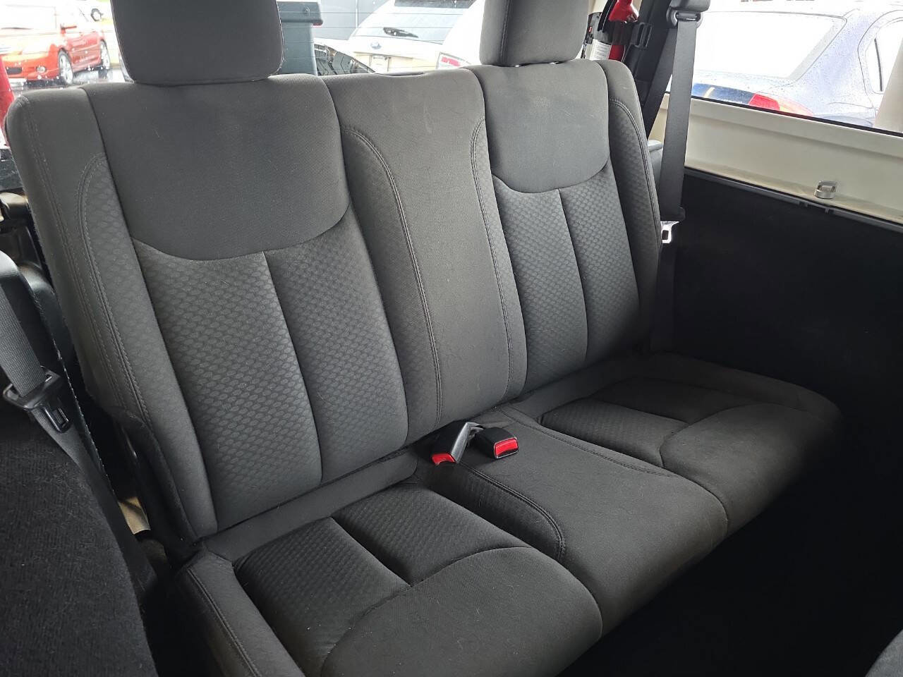 Used 2018 Jeep Wrangler Sport image 11