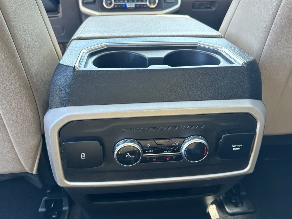 Used 2023 Ford Expedition Max Limited image 40