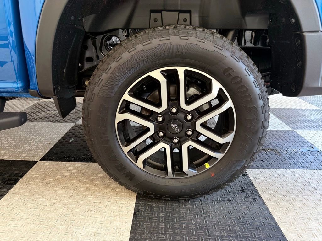 New 2025 Ford Ranger Lariat w/ FX4 Off-Road Package image 11