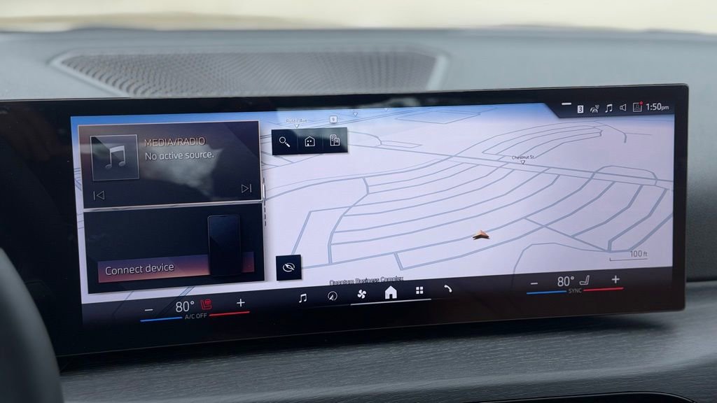 New 2026 BMW 330i xDrive Sedan w/ Convenience Package image 17