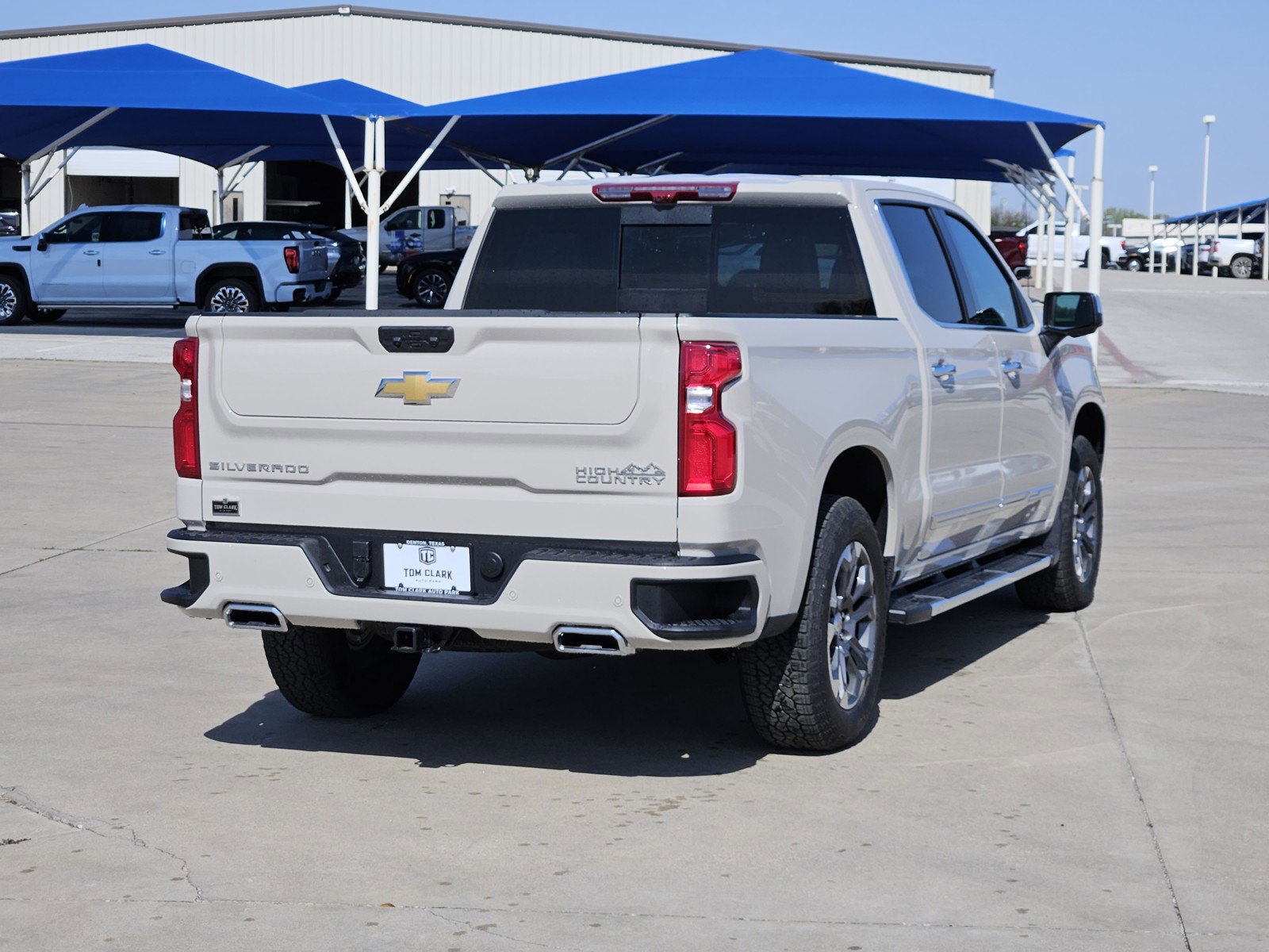 New 2026 Chevrolet Silverado 1500 High Country w/ Technology Package image 3