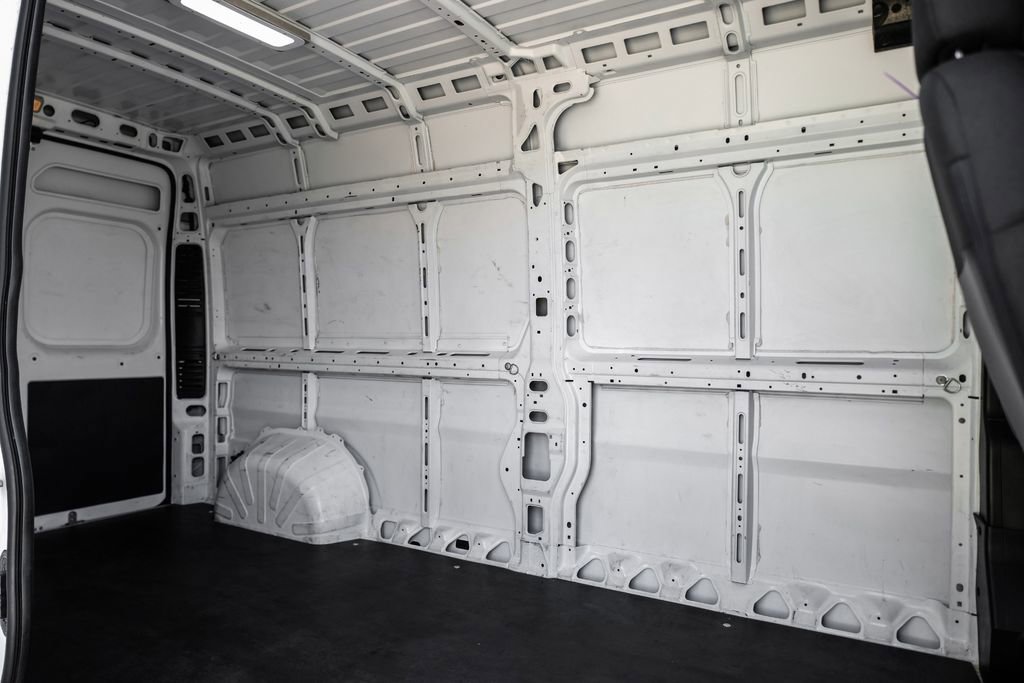 Used 2023 RAM ProMaster 2500 image 37