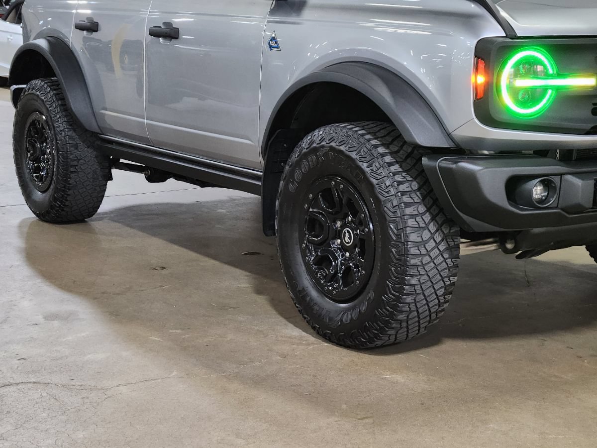 Used 2022 Ford Bronco Black Diamond AWD/4WD image 16