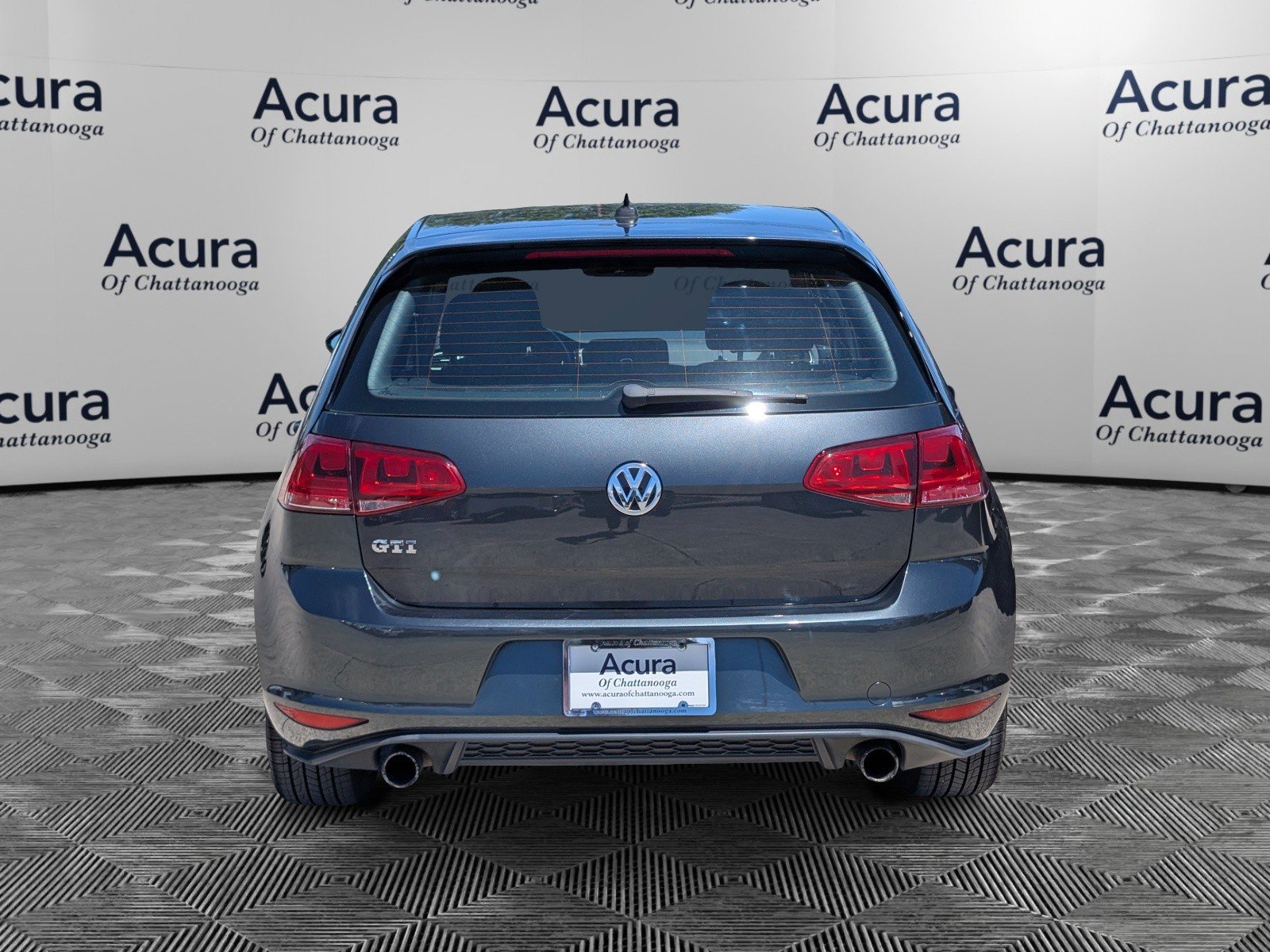 Used 2017 Volkswagen Golf 4-Door FWD image 6