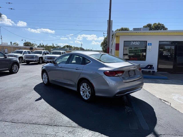 Used 2015 Chrysler 200 Limited w/ Convenience Group FWD image 7