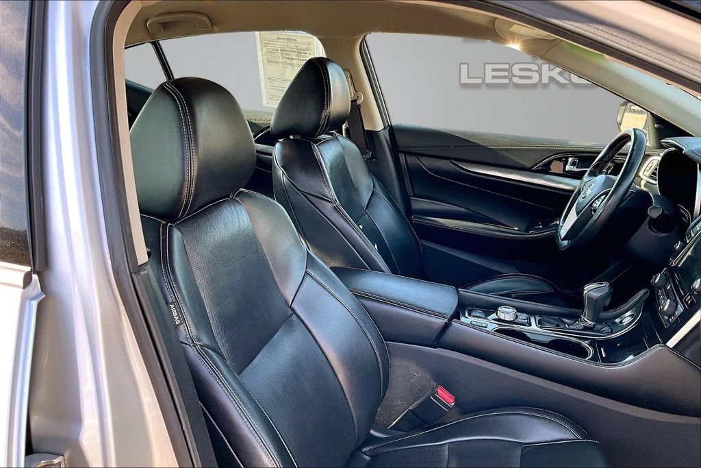 Used 2020 Nissan Maxima 3.5 SV w/ Floor Mat Group FWD image 7