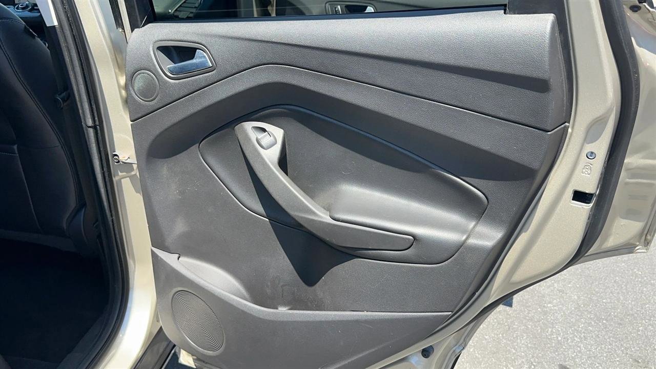 Used 2017 Ford Escape Titanium w/ Equipment Group 301A FWD image 28