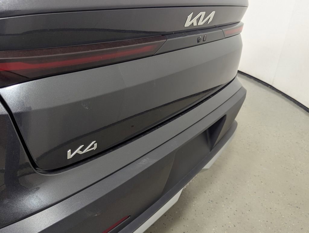New 2025 Kia K4 FWD image 8