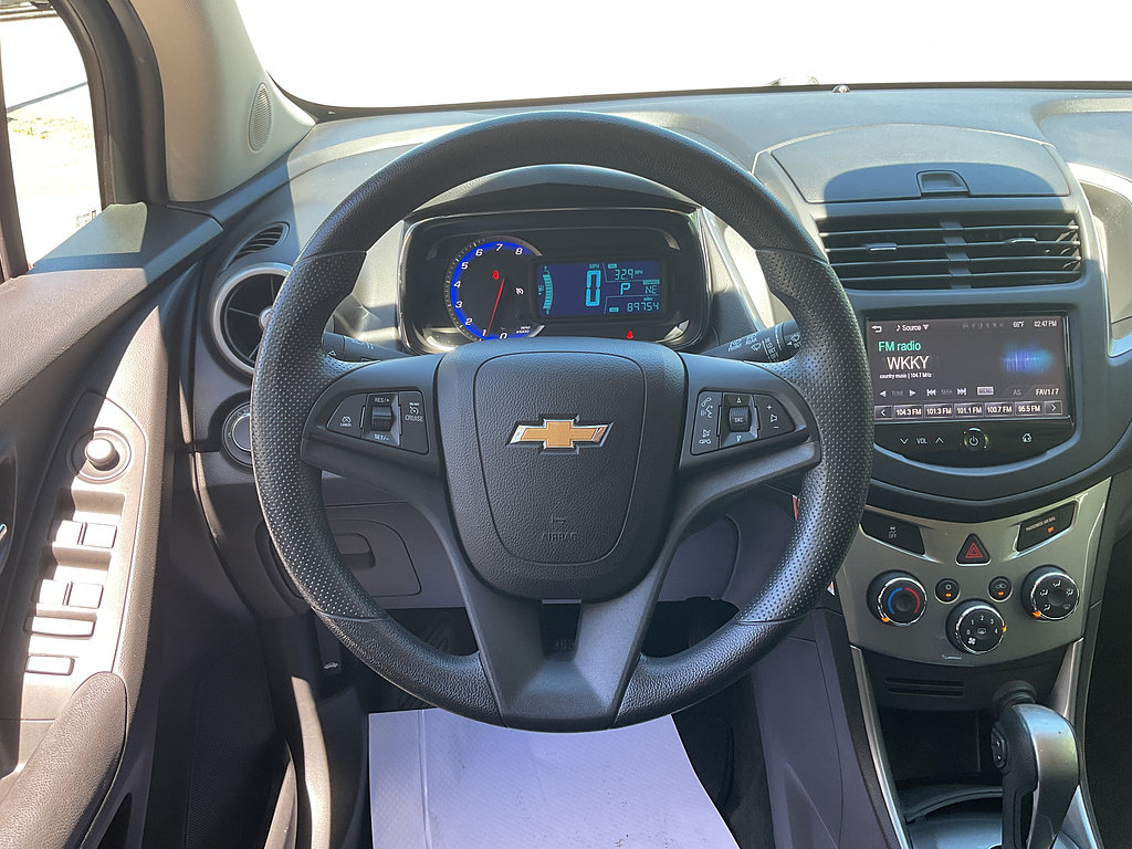 Used 2015 Chevrolet Trax LT AWD/4WD image 11