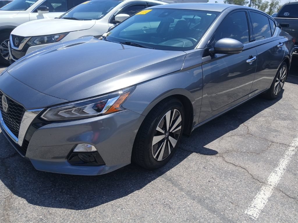 Certified 2022 Nissan Altima 2.5 SL FWD image 1