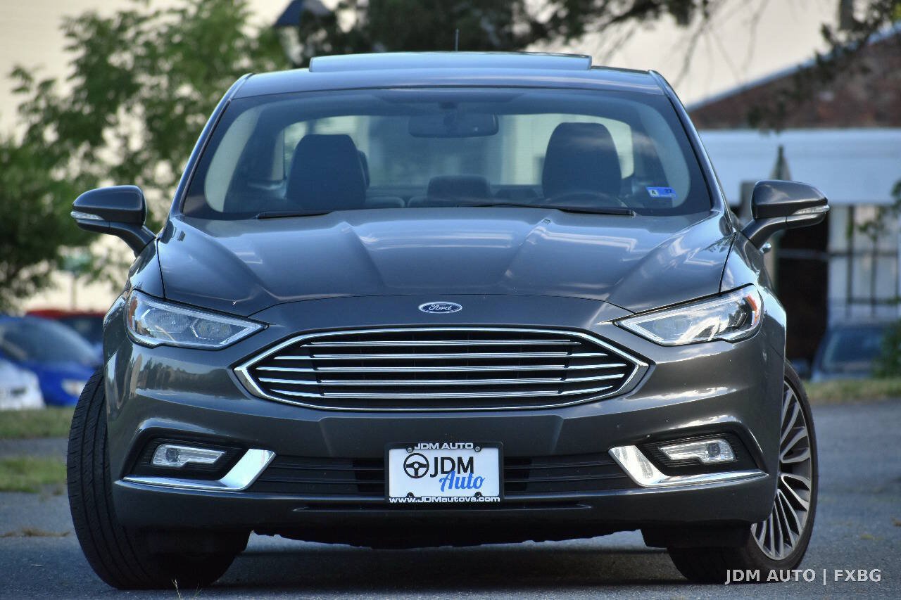 Used 2018 Ford Fusion Titanium AWD/4WD image 3