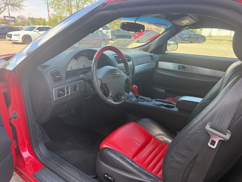 Used 2002 Ford Thunderbird RWD image 10