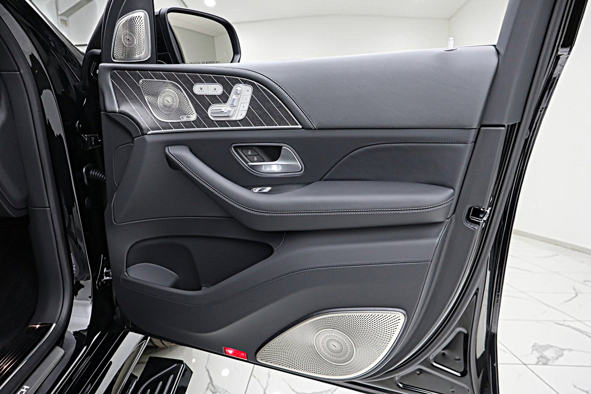 Used 2026 Mercedes-Benz Maybach GLS 600 4MATIC image 54