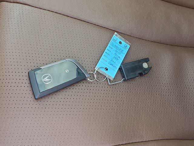 Certified 2025 Acura MDX FWD w/ Technology Package image 36