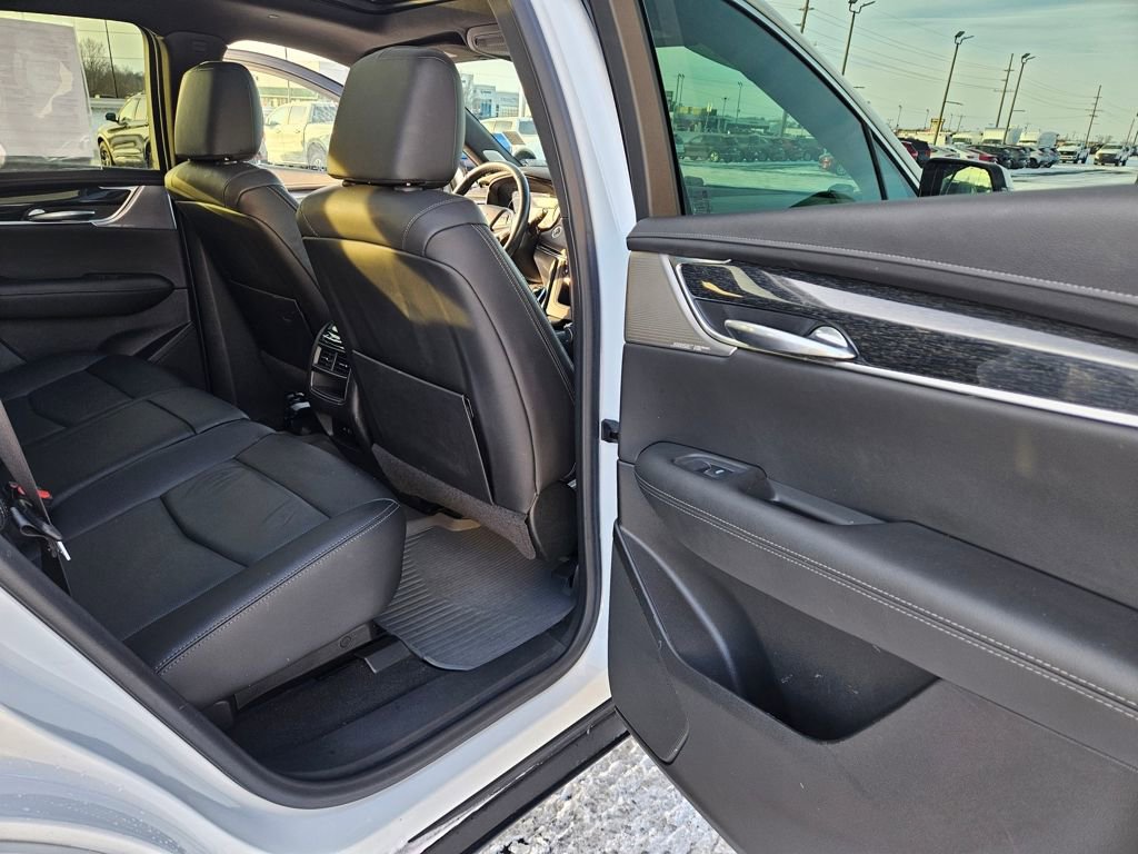 Used 2021 Cadillac XT5 Premium Luxury AWD/4WD image 18