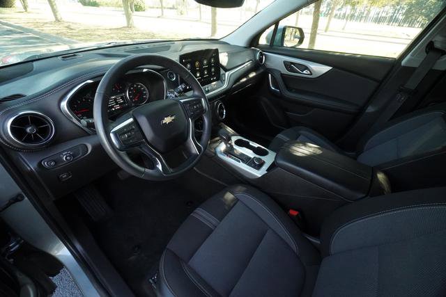 Used 2024 Chevrolet Blazer LT w/ Convenience Package AWD/4WD image 26