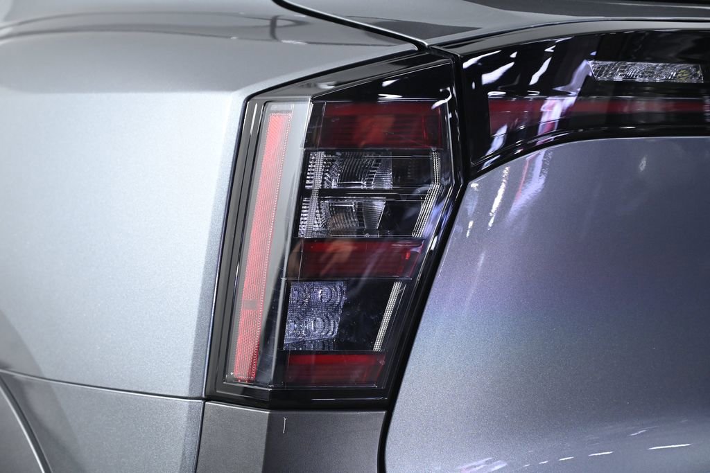 Used 2025 Nissan Kicks SV w/ SV Premium Package image 8